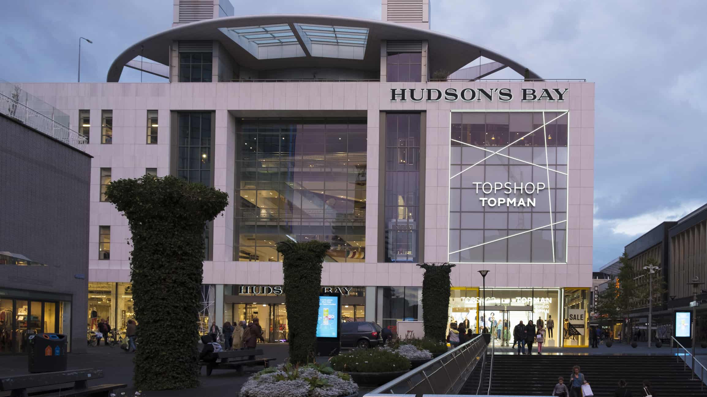 Hudson's Bay HBC