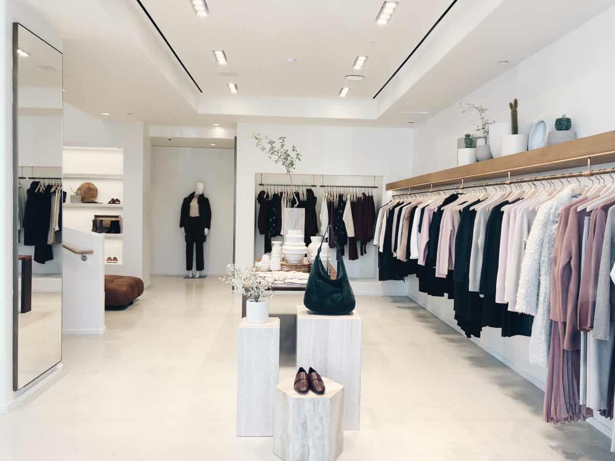 VINCE OPENS STORE IN NEW PACIFIC PALISADES DEVELOPMENT