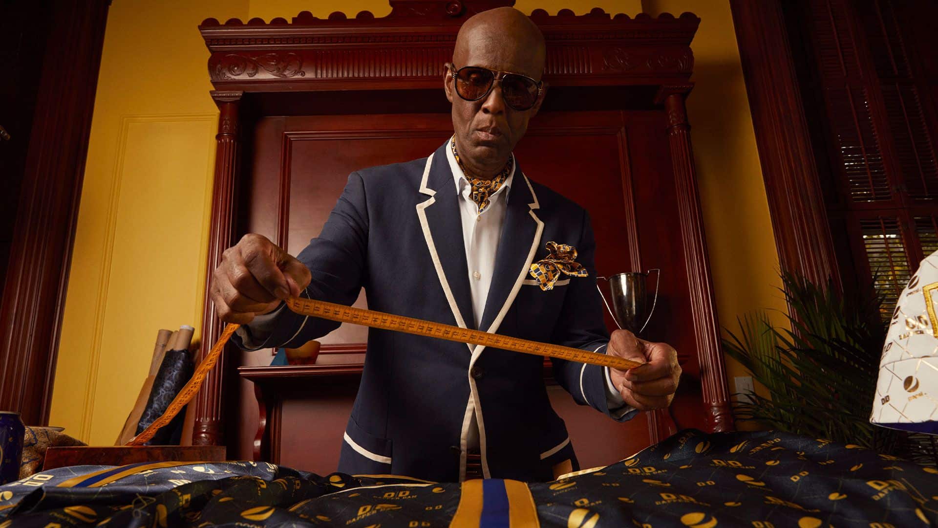 Dapper Dan' Gets Back to Harlem's Roots - The New York Times