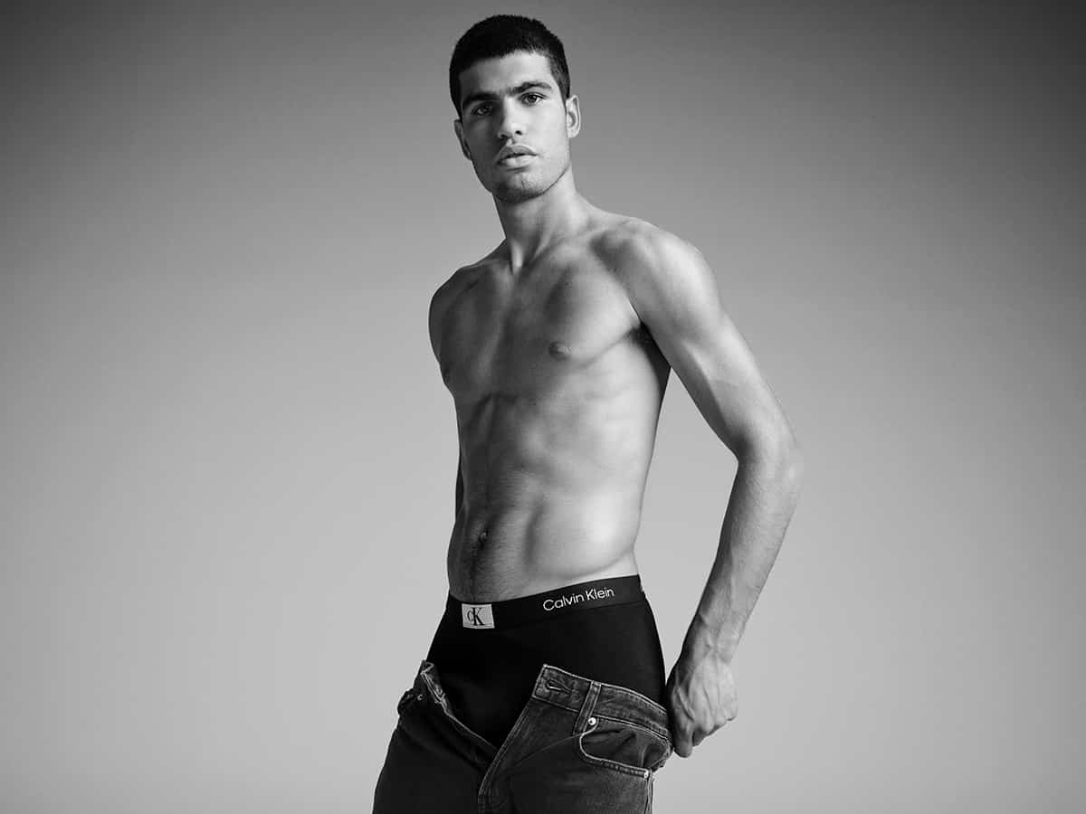 Calvin Klein - Calvins or nothing Discover the new underwear