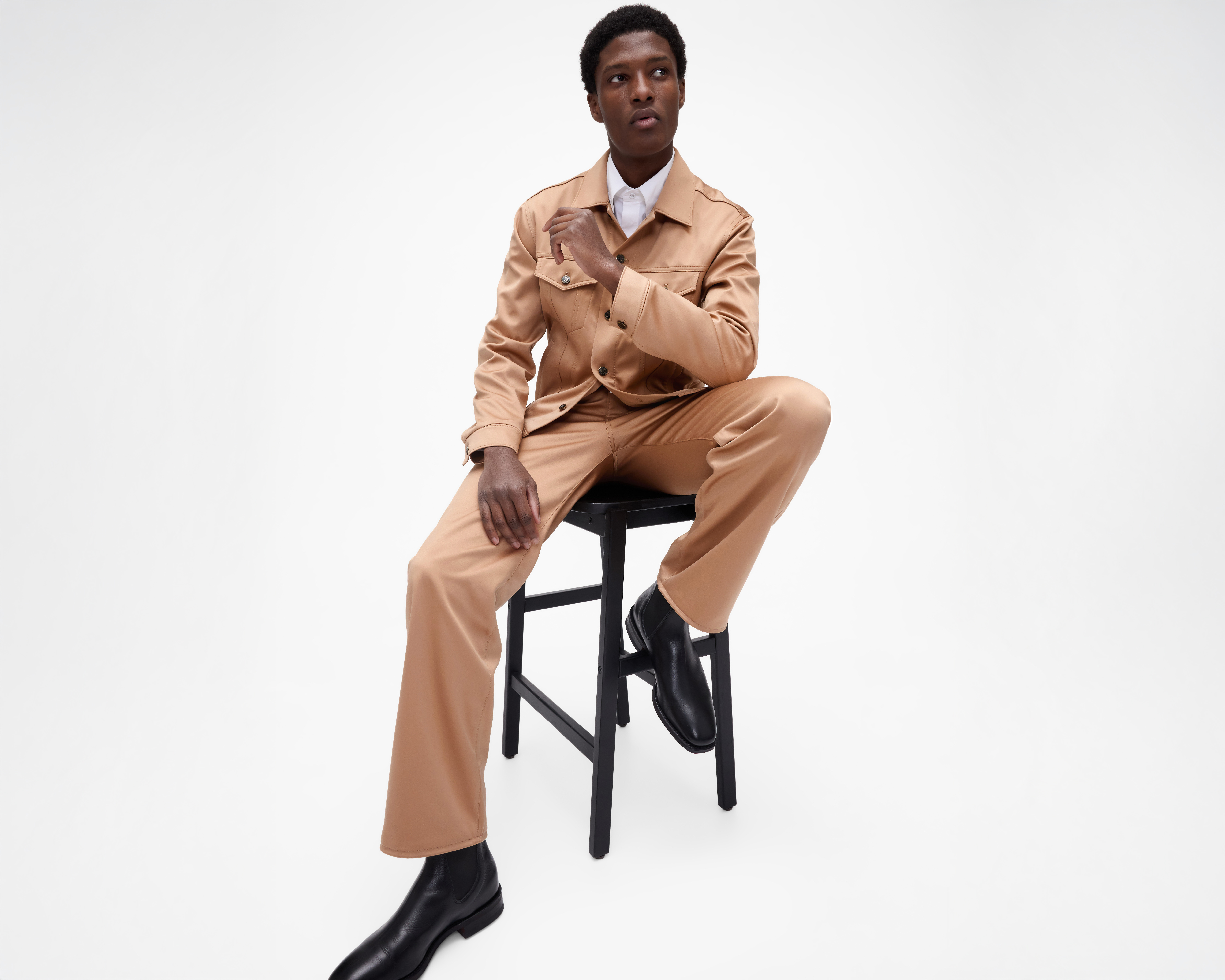 GAPSTUDIO LAUNCHES WINTER 2025 COLLECTION BY ZAC POSEN - MR Magazine